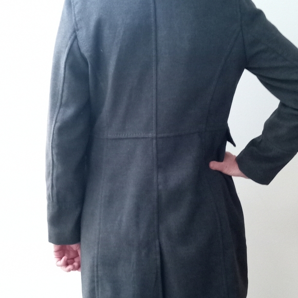 H&M Grey Double Breasted Peacoat in Size 12. NWOT - Picture 3 of 5